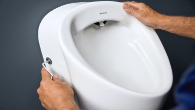 Renova urinal - let installation