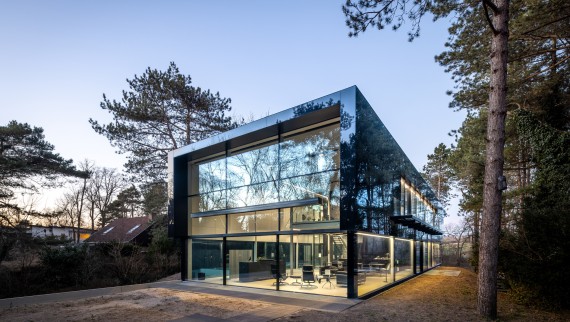 Villa Meijendel af den hollandske arkitekt Jan Pesman (© Lucas van der Wee) Villa Meijendel af den hollandske arkitekt Jan Pesman (© Lucas van der Wee)