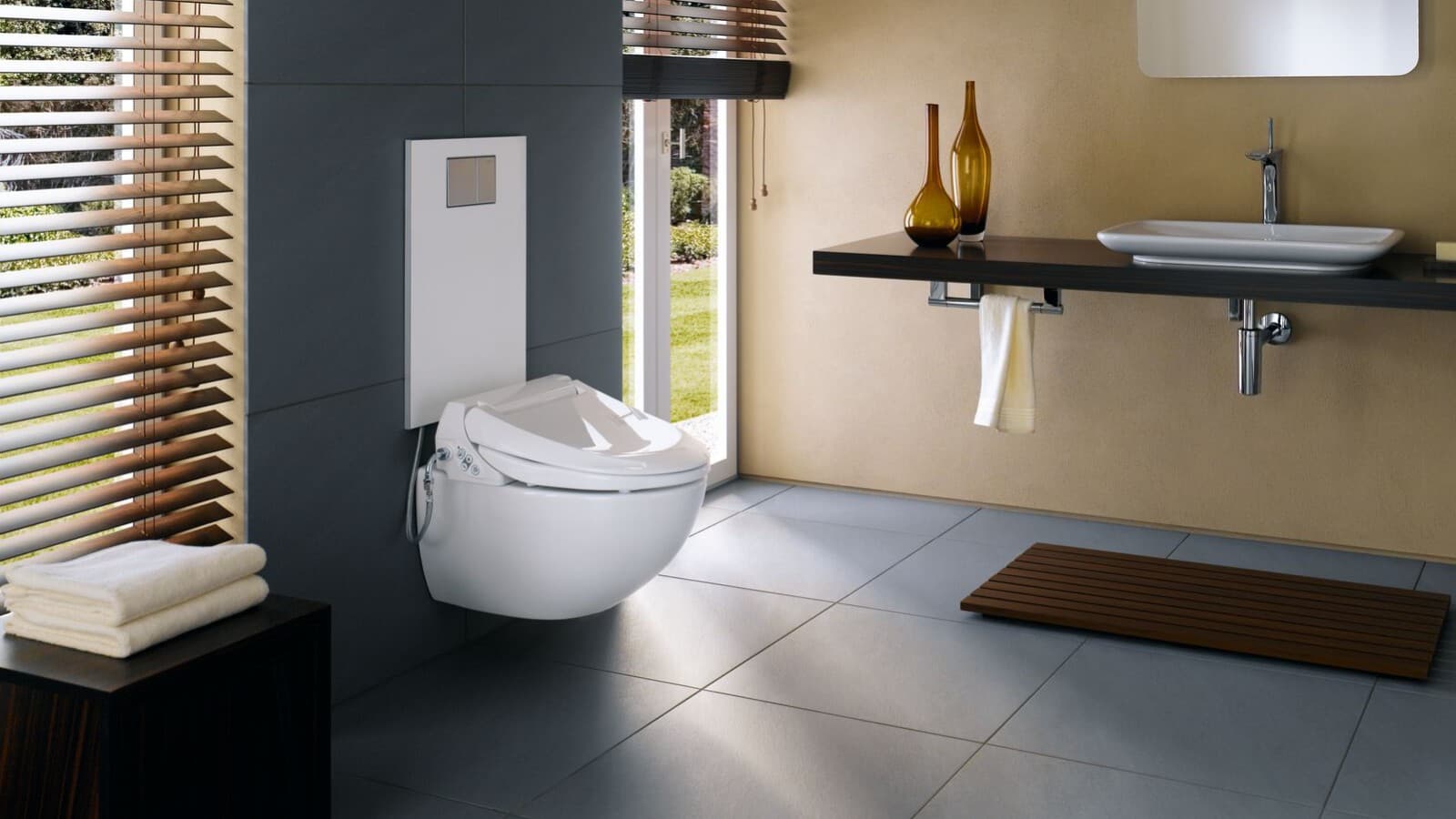 Geberit AquaClean 4000 med designafdækning Geberit AquaClean 4000 med designafdækning