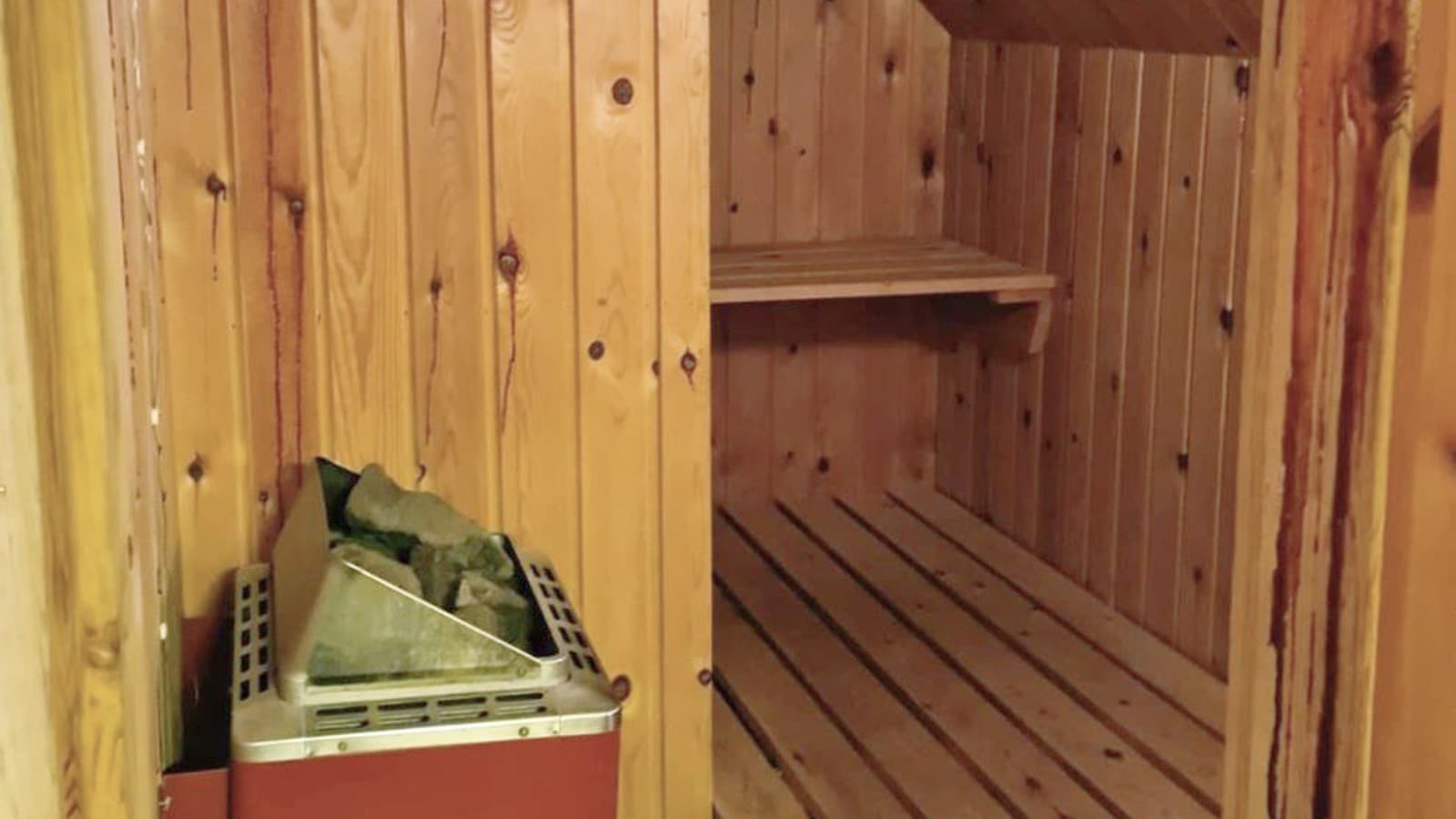 En sauna med skråtag (© @triner2 and @strandparken3) En sauna med skråtag (© @triner2 and @strandparken3)