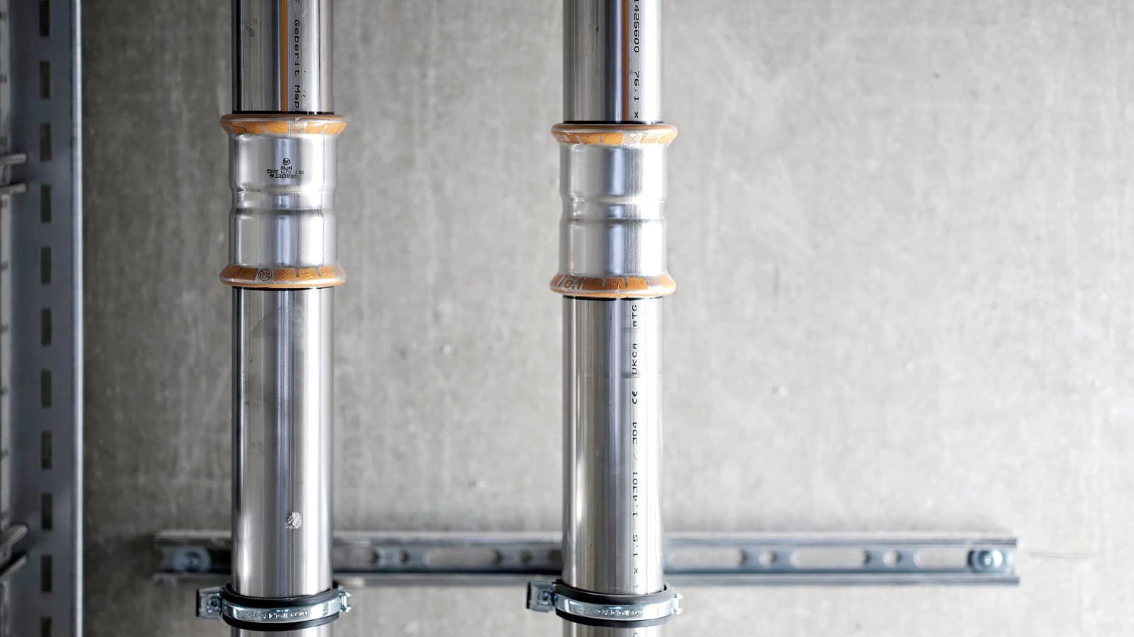 Varmeinstallationer og trykluftanvendelser med Geberit Mapress Therm Varmeinstallationer og trykluftanvendelser med Geberit Mapress Therm